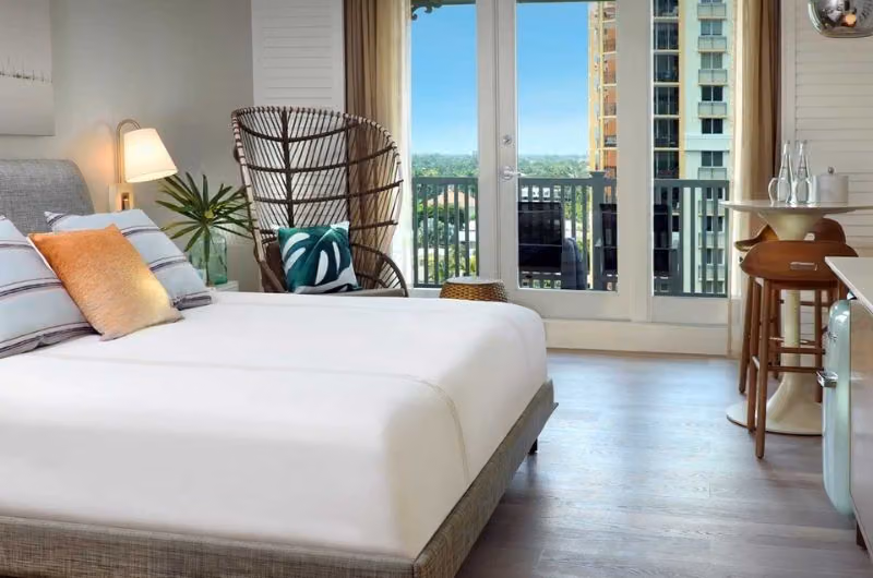 Pelican Grand Beach Resort