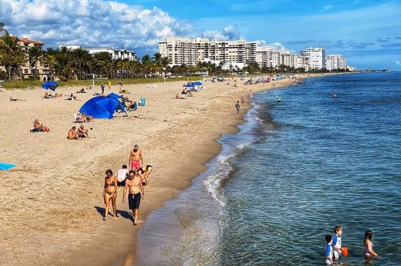 Lauderdale-by-the-Sea-Beach