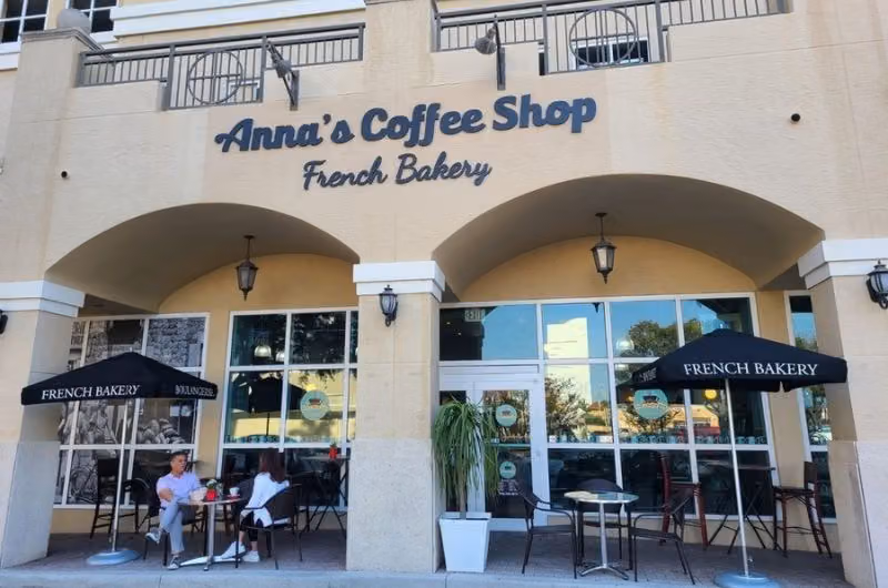 Anna’s Coffee Shop storefront