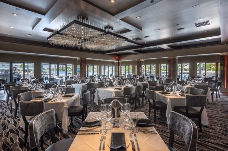 Dining room at Mastro’s Ocean Club