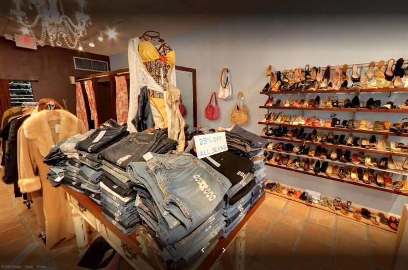 The Fashionista Consignment Boutique