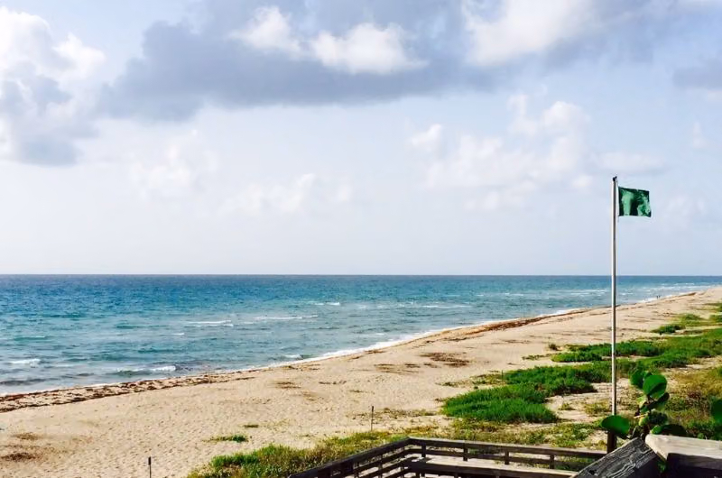 John D MacArthur Beach State Park