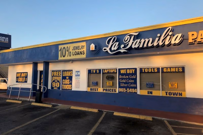 La Familia Pawn and Jewelry West Palm