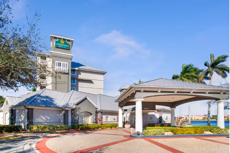 The La Quinta Inn and Suites Fort Lauderdale Airport